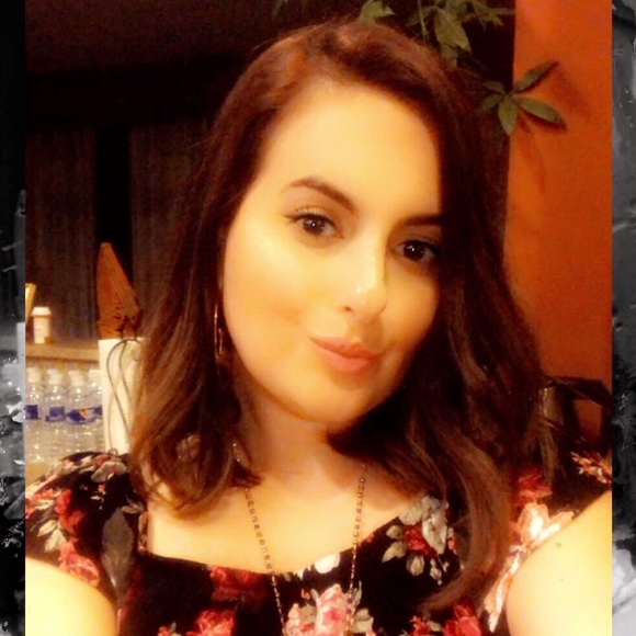 Meet your Posher, Neelo🖤 - Picture 3 of 3